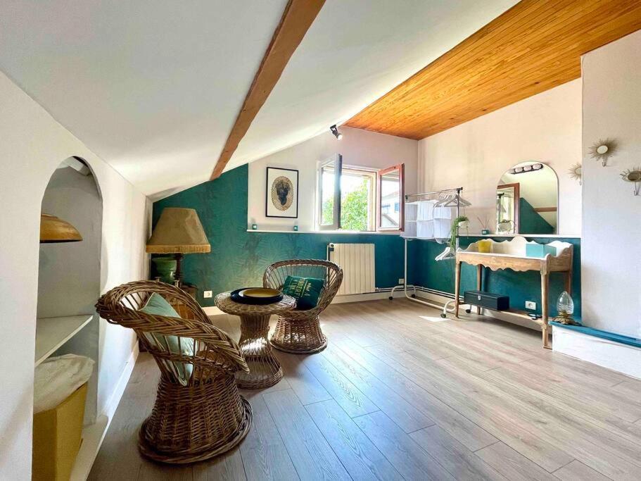 La Casa Del Papa - Maison Spacieuse Avec Jardin Dole Eksteriør bilde