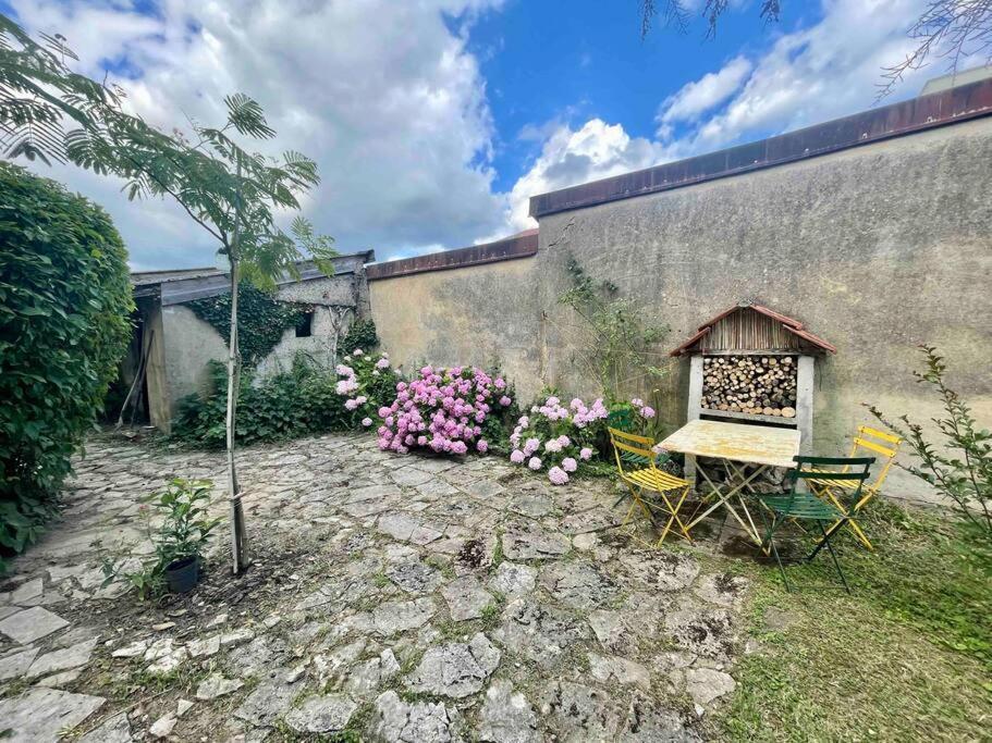 La Casa Del Papa - Maison Spacieuse Avec Jardin Dole Eksteriør bilde